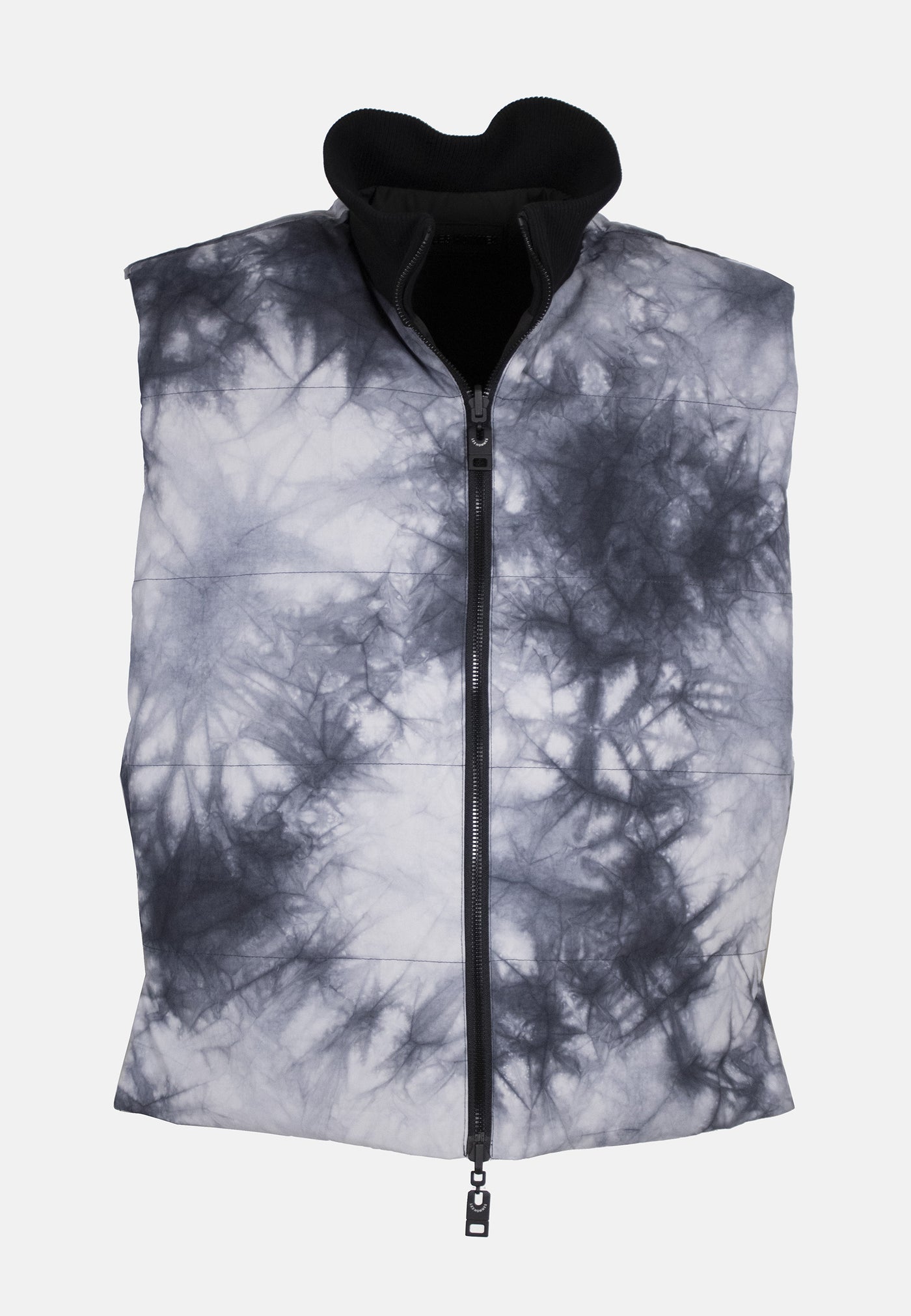 242L02001    REVERSIBLE GILET WITH DIGITAL PRINT