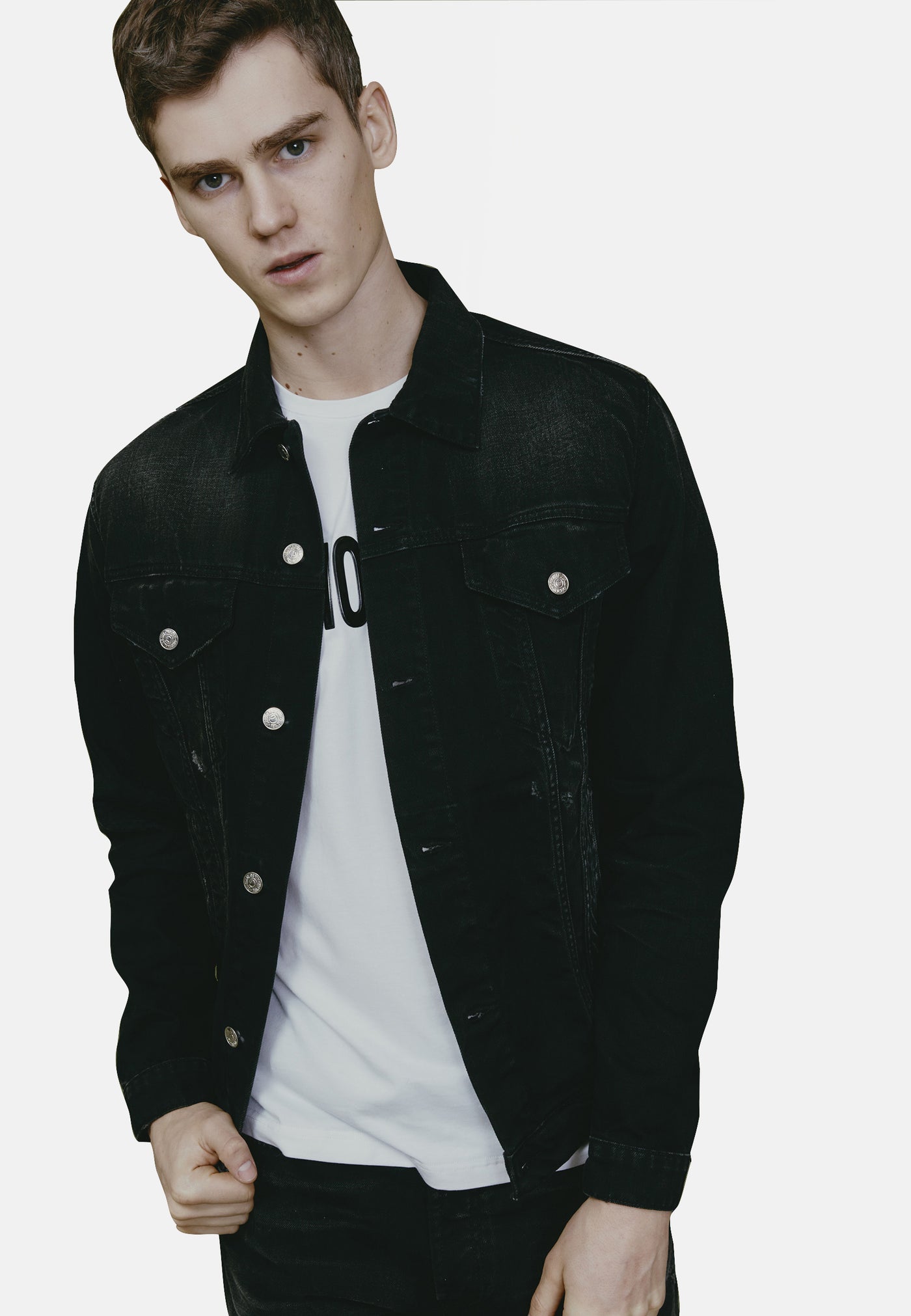 242L02051    BLACK DENIM JACKET WASH 1