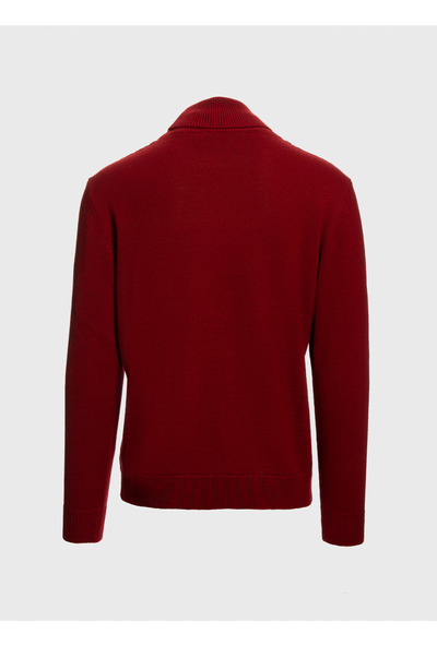 Turtle neck with rings on shoulder