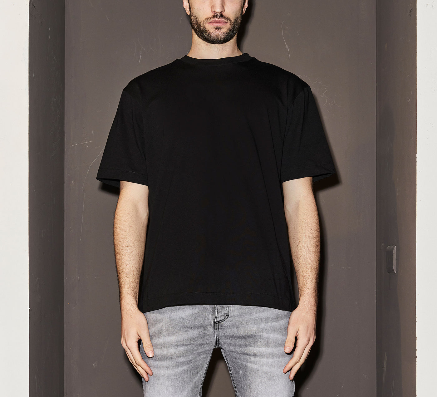 LHB2520004  T-shirt BACK KISS