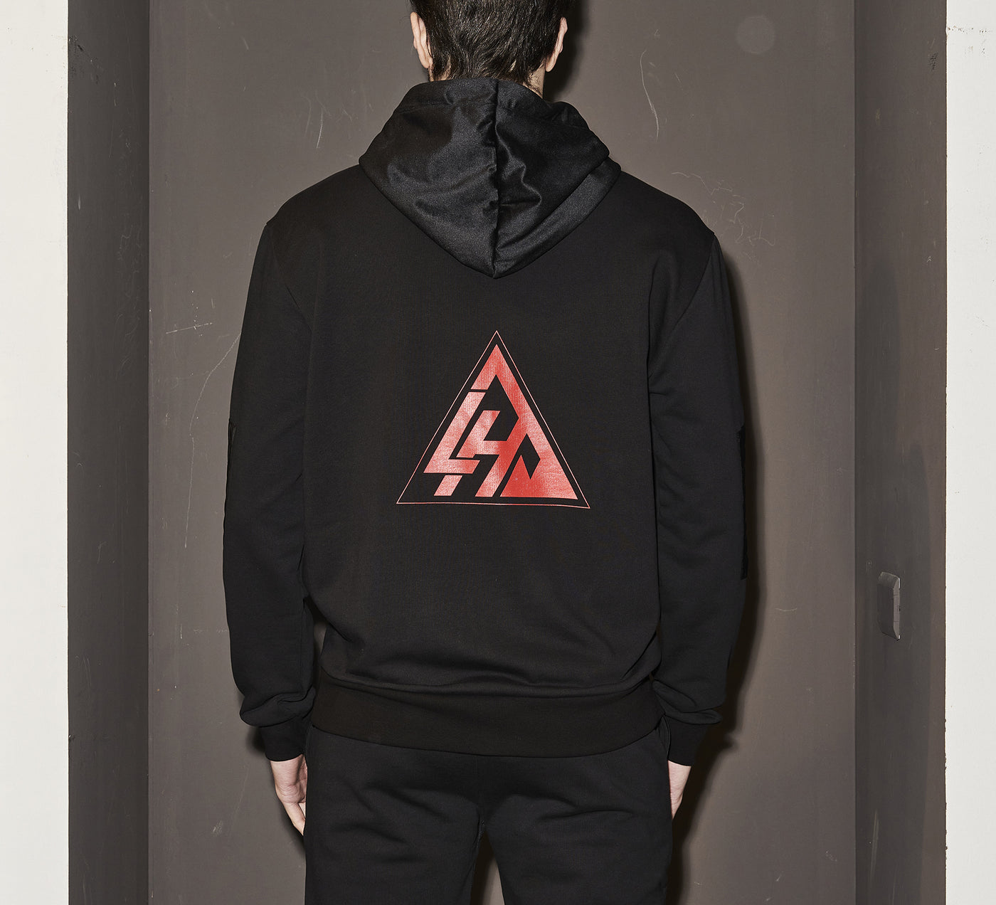 LHB2521004  Piercing Hoodie back logo
