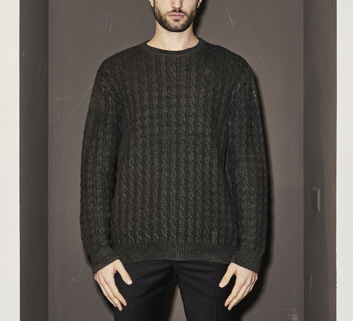 LHB2523003  Roundneck Rubber Sweater